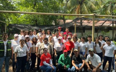 Jornada de llenado de bolsas, para el fortalecimiento del vivero «El Bosque», en el marco de la campaña nacional «Verde, que te quiero verde»